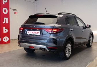 Подержанный автомобиль Kia Rio Hatchback 2021 года (4 фото)