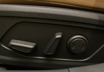 Подержанный автомобиль Hyundai Sonata 2021 года (18 фото)