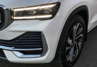Подержанный автомобиль Geely Monjaro 2023 года (4 фото)
