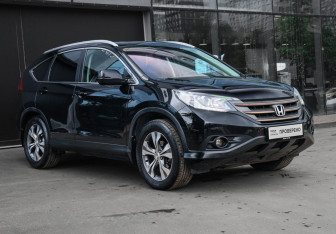 Подержанный автомобиль Honda CR-V 2013 года (3 фото)