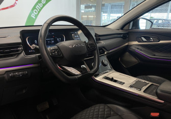 Подержанный автомобиль Exeed TXL 2023 года (16 фото)