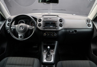 Подержанный автомобиль Volkswagen Tiguan 2013 года (9 фото)