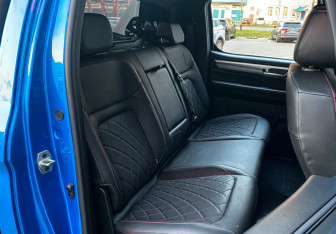 Подержанный автомобиль JAC T9 2025 года (11 фото)