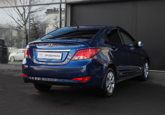 Подержанный автомобиль Hyundai Solaris Sedan 2014 года (4 фото)
