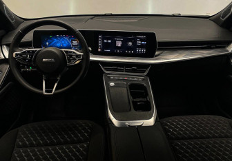 Подержанный автомобиль Haval F7 2024 года (19 фото)