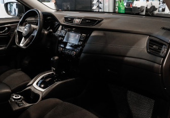 Подержанный автомобиль Nissan X-Trail 2021 года (7 фото)