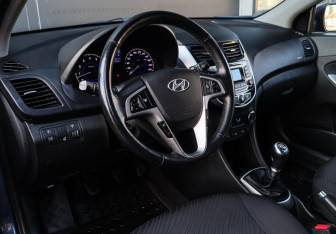 Подержанный автомобиль Hyundai Solaris Sedan 2014 года (12 фото)