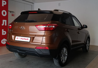 Подержанный автомобиль Hyundai Creta 2020 года (4 фото)