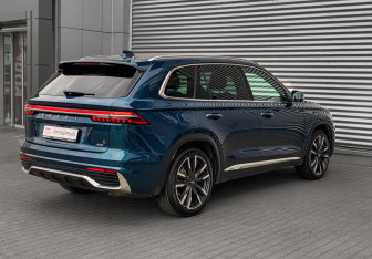 Подержанный автомобиль Geely Monjaro 2023 года (6 фото)