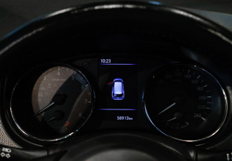 Подержанный автомобиль Nissan X-Trail 2021 года (28 фото)