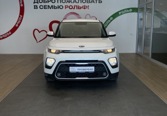 Подержанный автомобиль Kia Soul 2020 года (2 фото)