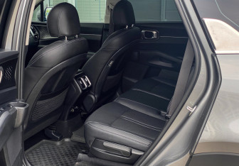Подержанный автомобиль Kia Sorento 2020 года (11 фото)