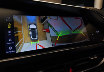 Подержанный автомобиль Geely Tugella 2024 года (14 фото)