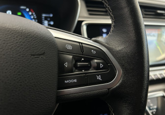 Подержанный автомобиль Geely Atlas Pro 2022 года (16 фото)