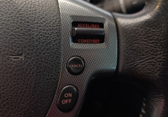 Подержанный автомобиль Nissan Qashqai 2009 года (17 фото)