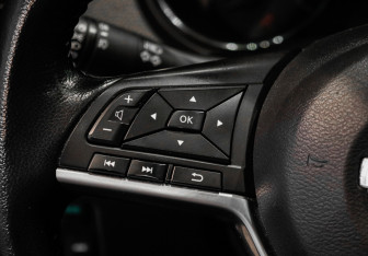 Подержанный автомобиль Nissan X-Trail 2021 года (25 фото)