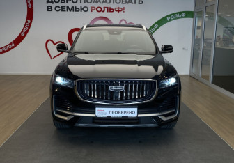 Подержанный автомобиль Geely Monjaro 2024 года (2 фото)