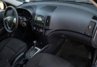 Подержанный автомобиль Hyundai i30 Hatchback 2011 года (7 фото)