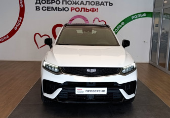Подержанный автомобиль Geely Tugella 2022 года (2 фото)