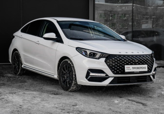 Подержанный автомобиль Omoda S5 2024 года (3 фото)