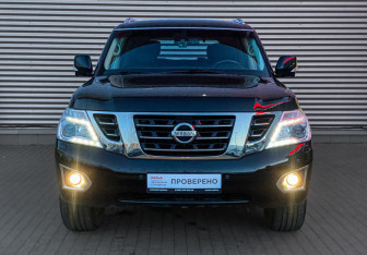 Подержанный автомобиль Nissan Patrol 2014 года (2 фото)