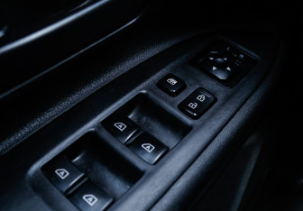 Подержанный автомобиль Mitsubishi Outlander 2021 года (14 фото)