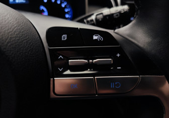 Подержанный автомобиль Hyundai Tucson 2022 года (11 фото)