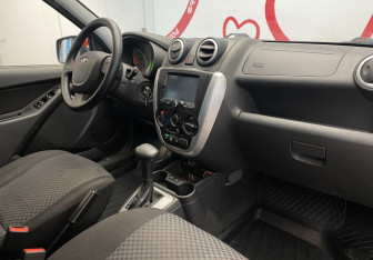 Подержанный автомобиль LADA (ВАЗ) Granta Sedan 2012 года (7 фото)