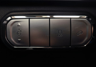 Подержанный автомобиль Tank 500 2023 года (17 фото)