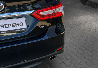 Подержанный автомобиль Toyota Camry Sedan 2023 года (5 фото)