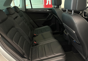 Подержанный автомобиль Volkswagen Tiguan 2018 года (8 фото)