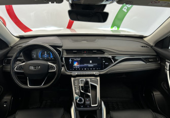 Подержанный автомобиль Geely Atlas Pro 2022 года (9 фото)