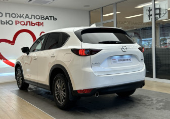 Подержанный автомобиль Mazda CX-5 2018 года (6 фото)
