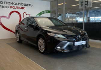 Подержанный автомобиль Toyota Camry Sedan 2020 года (3 фото)