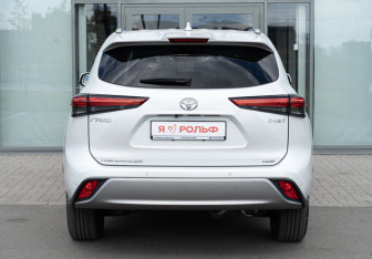 Новый Toyota Highlander 2025 (7 фото)