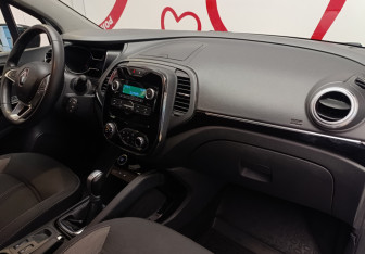 Подержанный автомобиль Renault Kaptur 2020 года (7 фото)