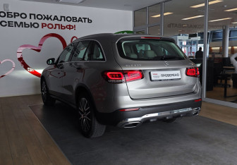 Подержанный автомобиль Mercedes-Benz GLC Coupe 2021 года (6 фото)