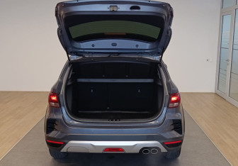 Подержанный автомобиль Kia Rio Hatchback 2021 года (7 фото)