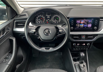 Подержанный автомобиль Skoda Rapid Liftback 2020 года (14 фото)