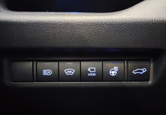 Подержанный автомобиль Toyota RAV4 2019 года (12 фото)