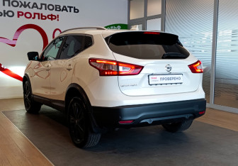 Подержанный автомобиль Nissan Qashqai 2018 года (6 фото)