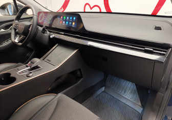 Подержанный автомобиль Omoda C5 2024 года (8 фото)