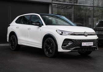 Подержанный автомобиль Volkswagen Tiguan 2025 года (3 фото)