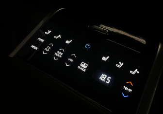 Подержанный автомобиль Toyota Camry Sedan 2019 года (9 фото)