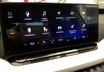 Подержанный автомобиль Skoda Octavia Liftback 2020 года (21 фото)