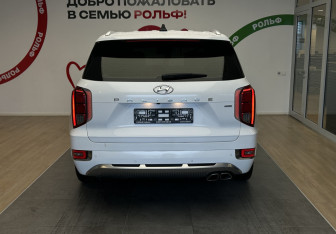 Подержанный автомобиль Hyundai Palisade 2020 года (5 фото)