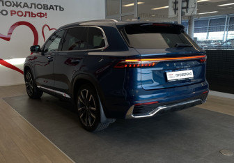 Подержанный автомобиль Geely Monjaro 2024 года (6 фото)