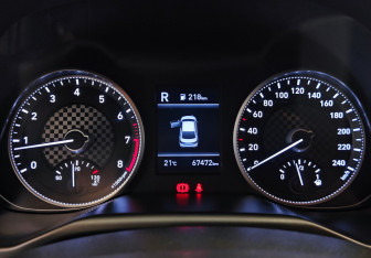 Подержанный автомобиль Hyundai Elantra Sedan 2020 года (18 фото)
