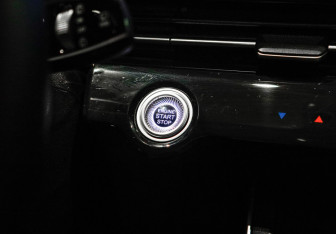 Подержанный автомобиль Omoda C5 2023 года (28 фото)