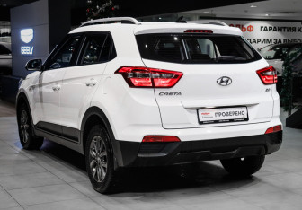 Подержанный автомобиль Hyundai Creta 2021 года (6 фото)